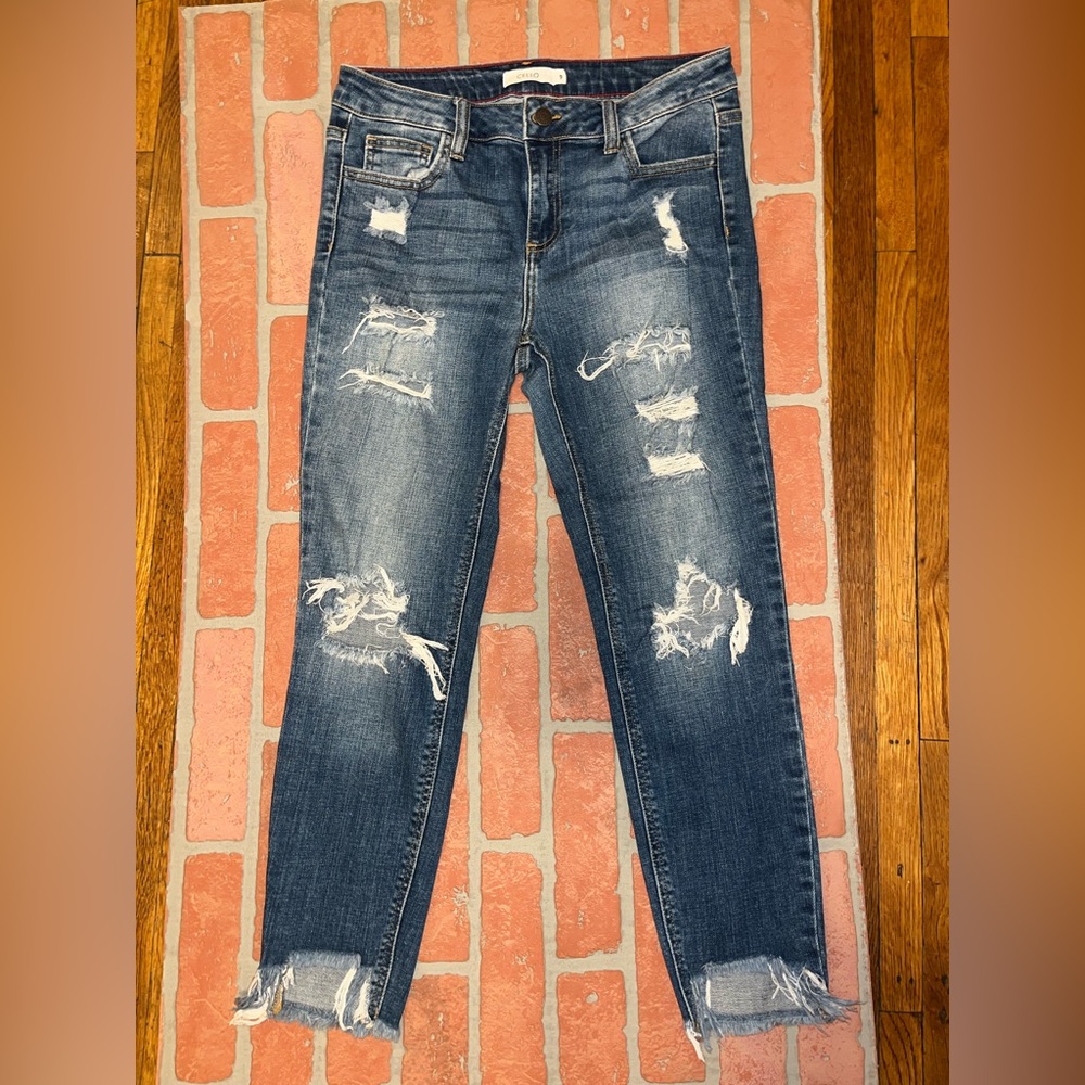 Blue denim ripped jeans